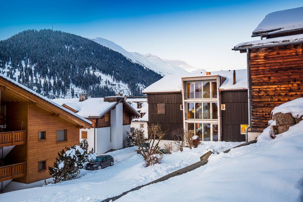 Albergue Nova Casa Spinatscha Sedrun Exterior foto